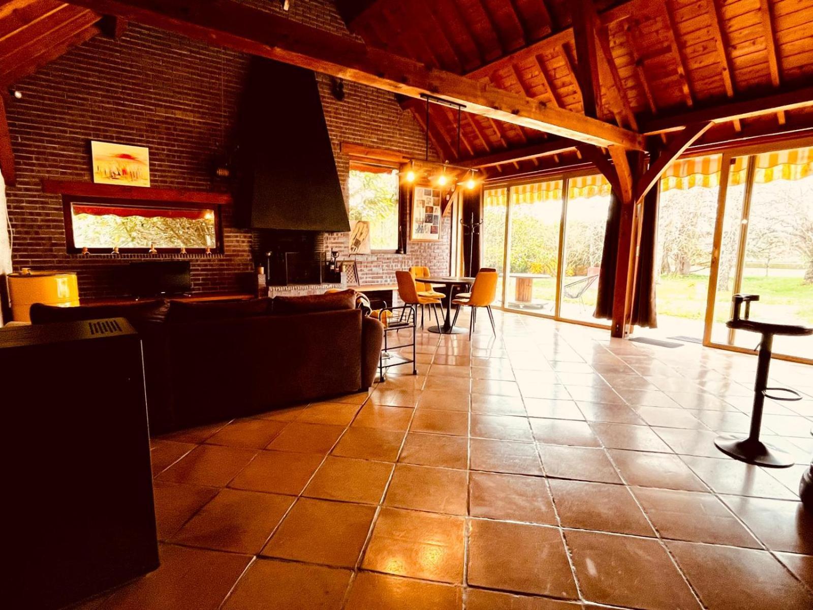 Domaine Des Montots Βίλα Tanlay Εξωτερικό φωτογραφία